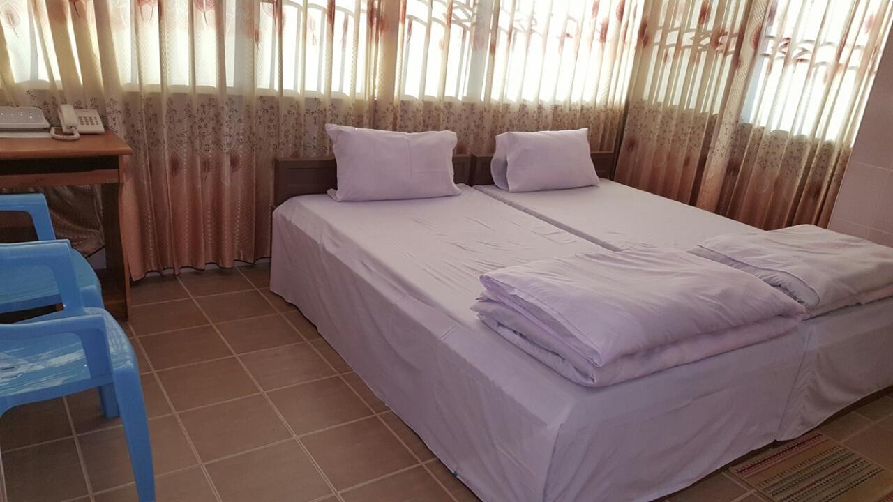 Red Dragon Hotel Thibaw Extérieur photo