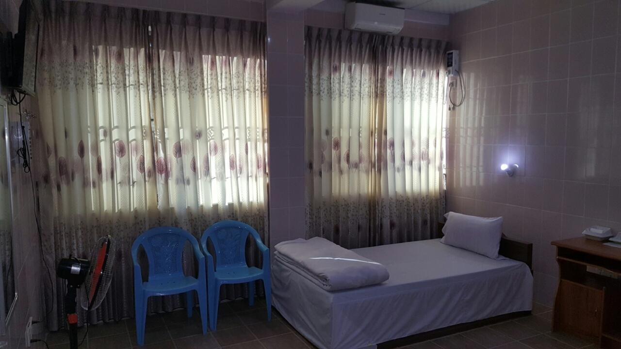 Red Dragon Hotel Thibaw Extérieur photo